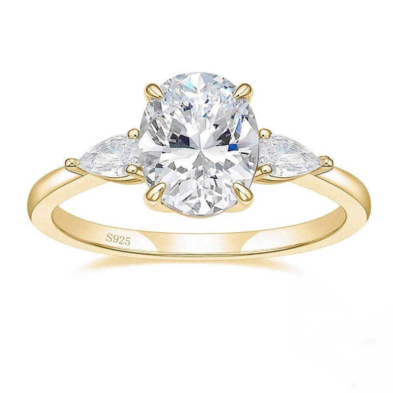 S925 Silver Oval Main Diamond Ring - Pear-Cut Accent Diamond Light Luxury Band