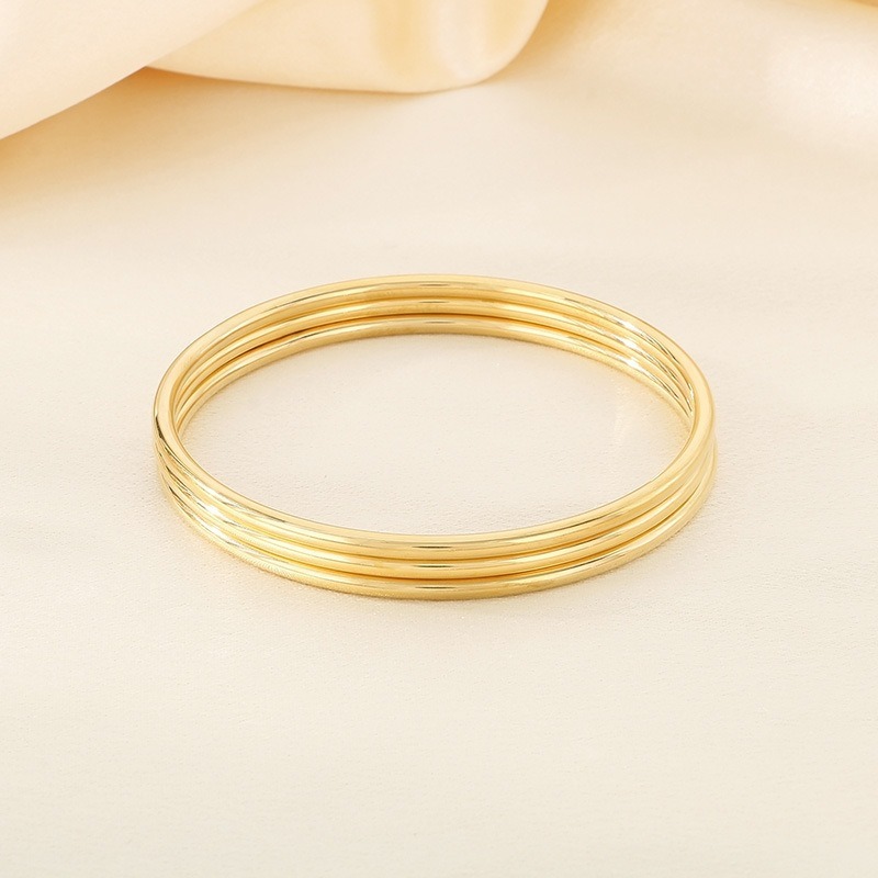 Minimalist Thin Gold Bangle Bracelet