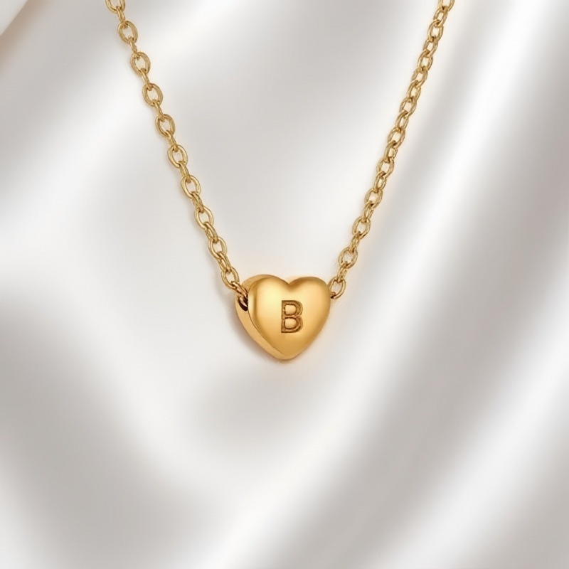  26 Letters Optional Heart Necklace - Women's Light Luxury Romantic Heart-Shaped Letter Accessory