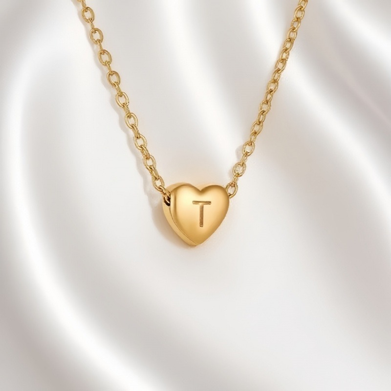  26 Letters Optional Heart Necklace - Women's Light Luxury Romantic Heart-Shaped Letter Accessory