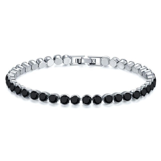 「Timeless Classic」Solitaire Tennis Bracelet