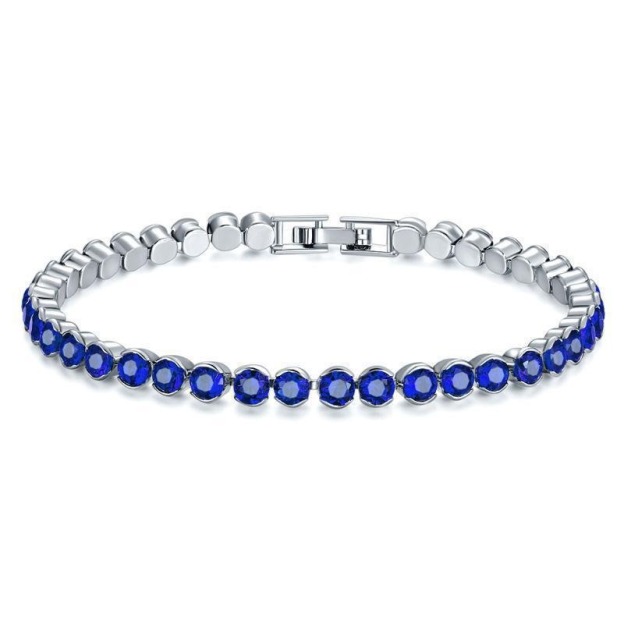 「Timeless Classic」Solitaire Tennis Bracelet