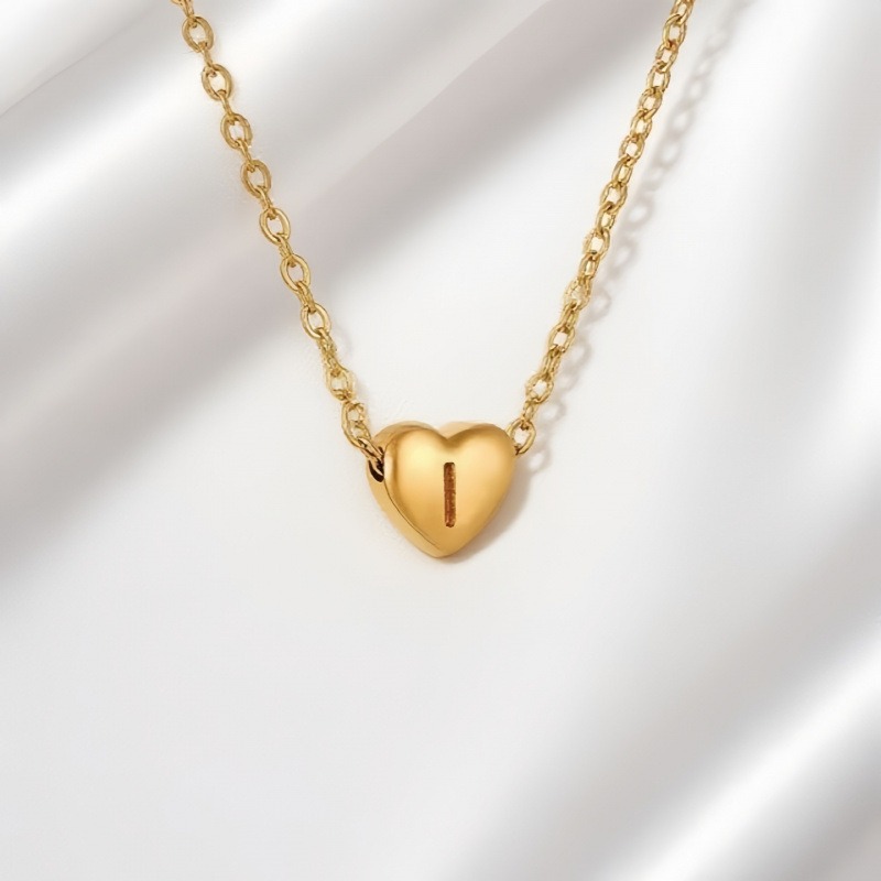  26 Letters Optional Heart Necklace - Women's Light Luxury Romantic Heart-Shaped Letter Accessory