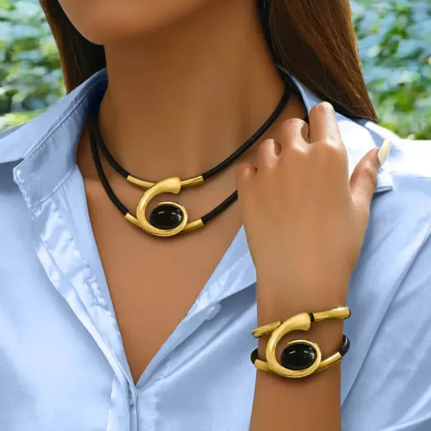📿 50% DE RÉDUCTION ! ✨ Ensemble Collier & Bracelet Pierre Acrylique Bohème - Design Vintage Léger et Élégant, Cadeau Parfait pour les Amatrices de Mode 👒📦