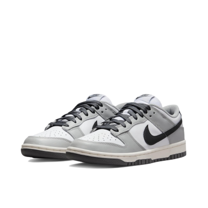 Niqdfke DUNK Low Retro