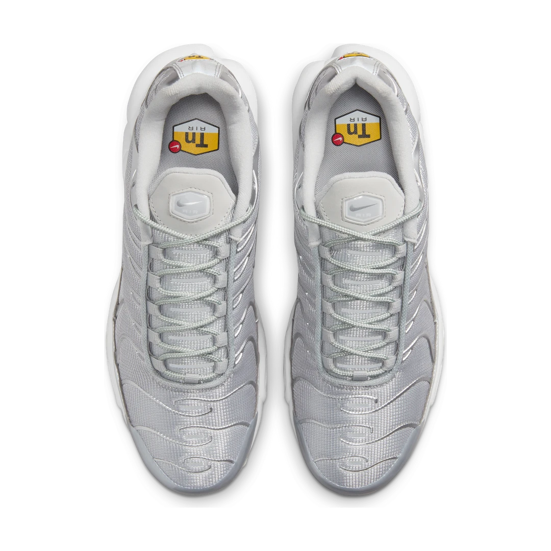 niqdfke Air Max Plus Metallic Silver