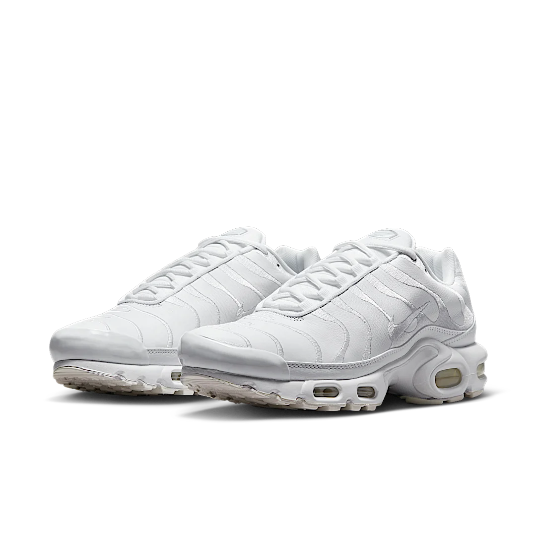 niqdfke Air Max Plus Triple White