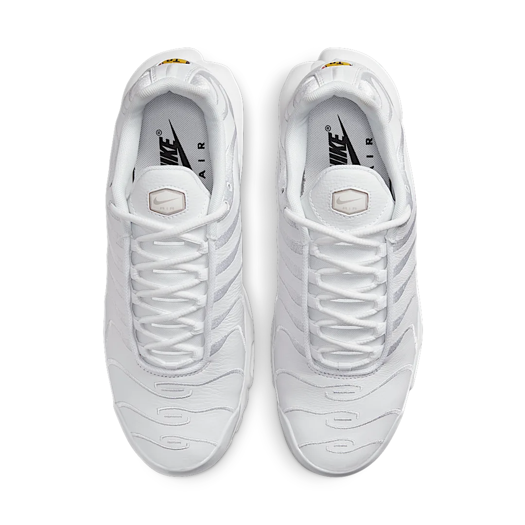 niqdfke Air Max Plus Triple White