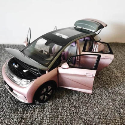 1:18 Simulation Alloy Car Model For BYD