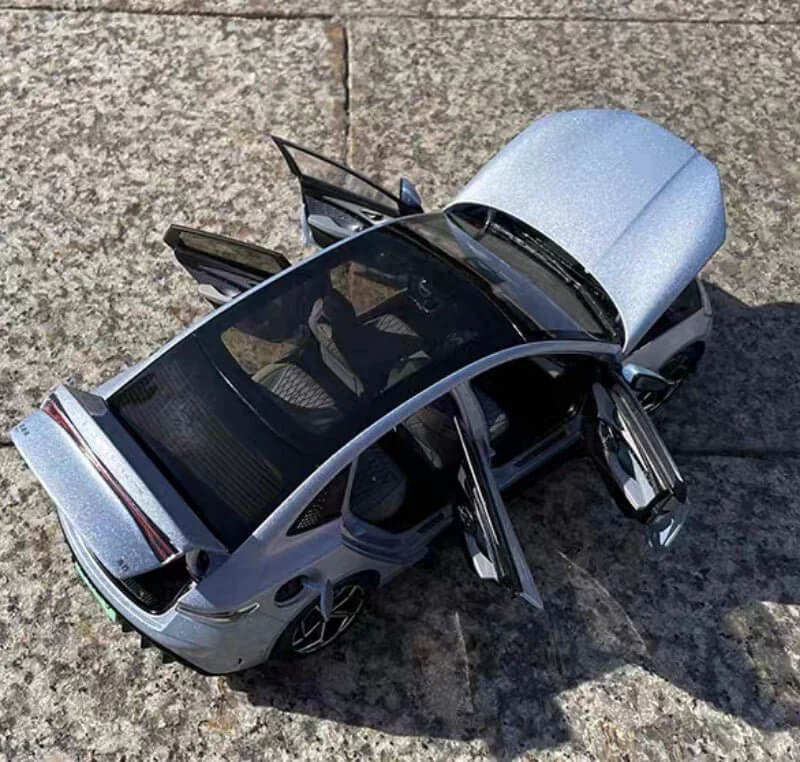 1:18 Simulation Alloy Car Model For BYD