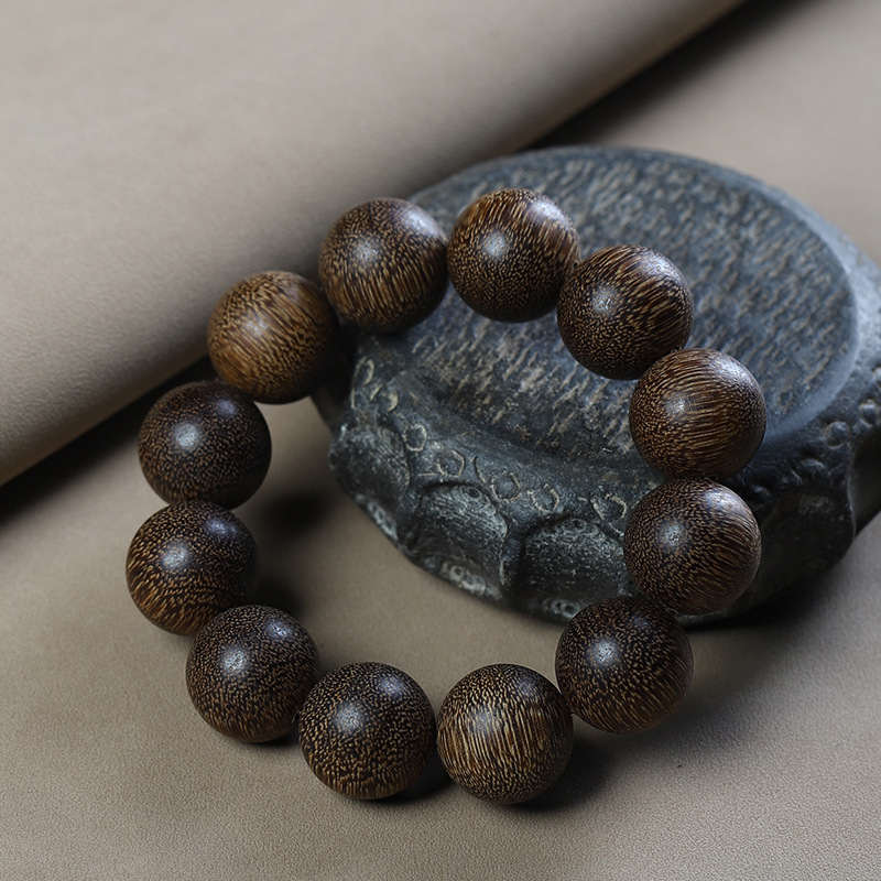 བོད་ཀྱི་རིགས Tibetan White Kyara Agarwood Buddhist Bracelet – Handcrafted Prayer Beads