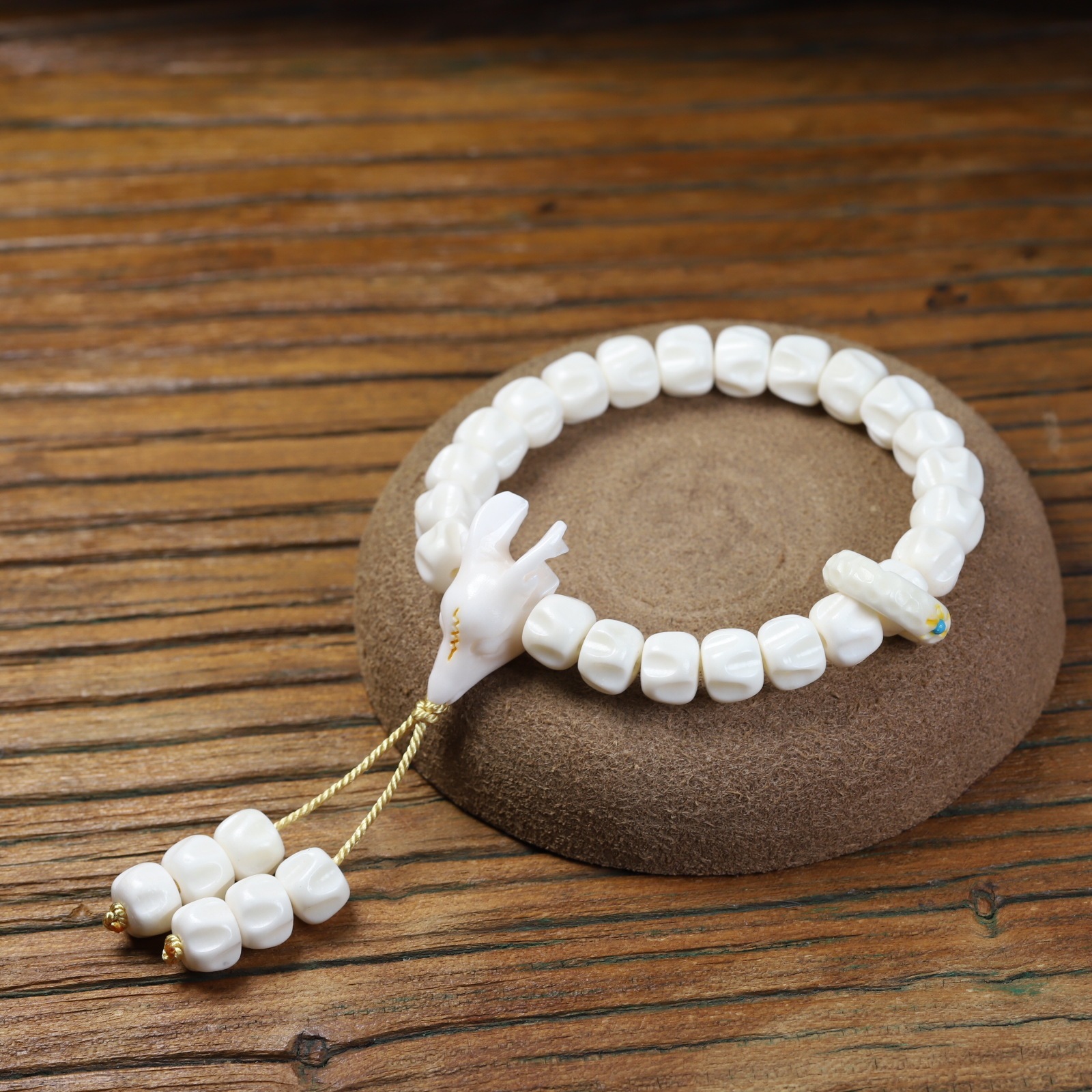 བོད་ཀྱི་རིགས Natural Antler Berberis Bead Bracelet | Tibetan Buddhist Rosary Wenwan Jewelry