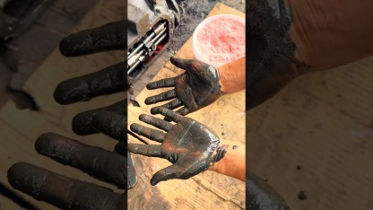 Heavy-Duty Degreasing Hand Cleaner Powder | 5L Pail | Industrial Strength for Garage, Auto Repair | Grit Formula Turns Black Hands Clean