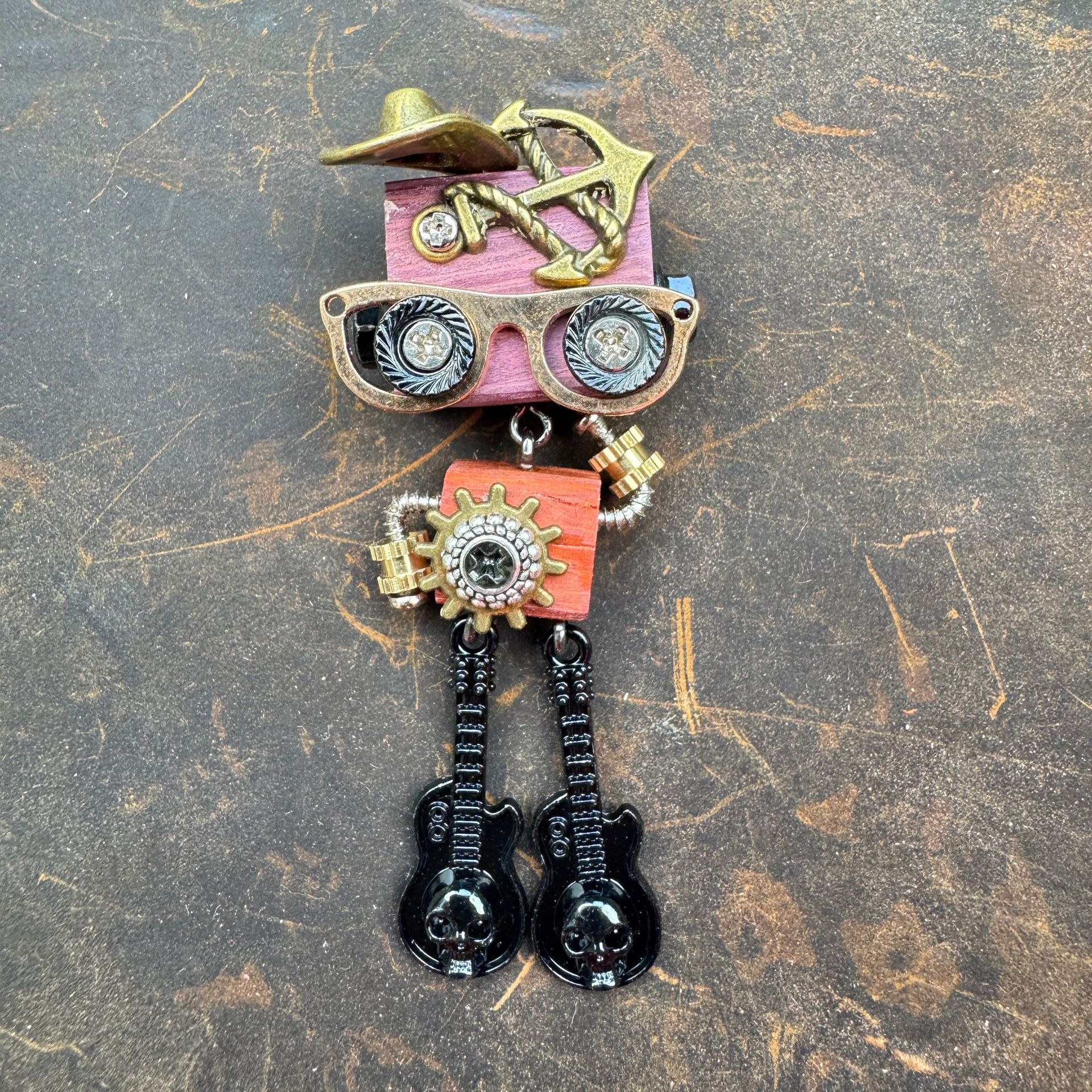 Original Steampunk Robot Pendant - Handcrafted Cultural Creative Artifact for Necklace & Phone Chain, Unique Unisex Designer Jewelry