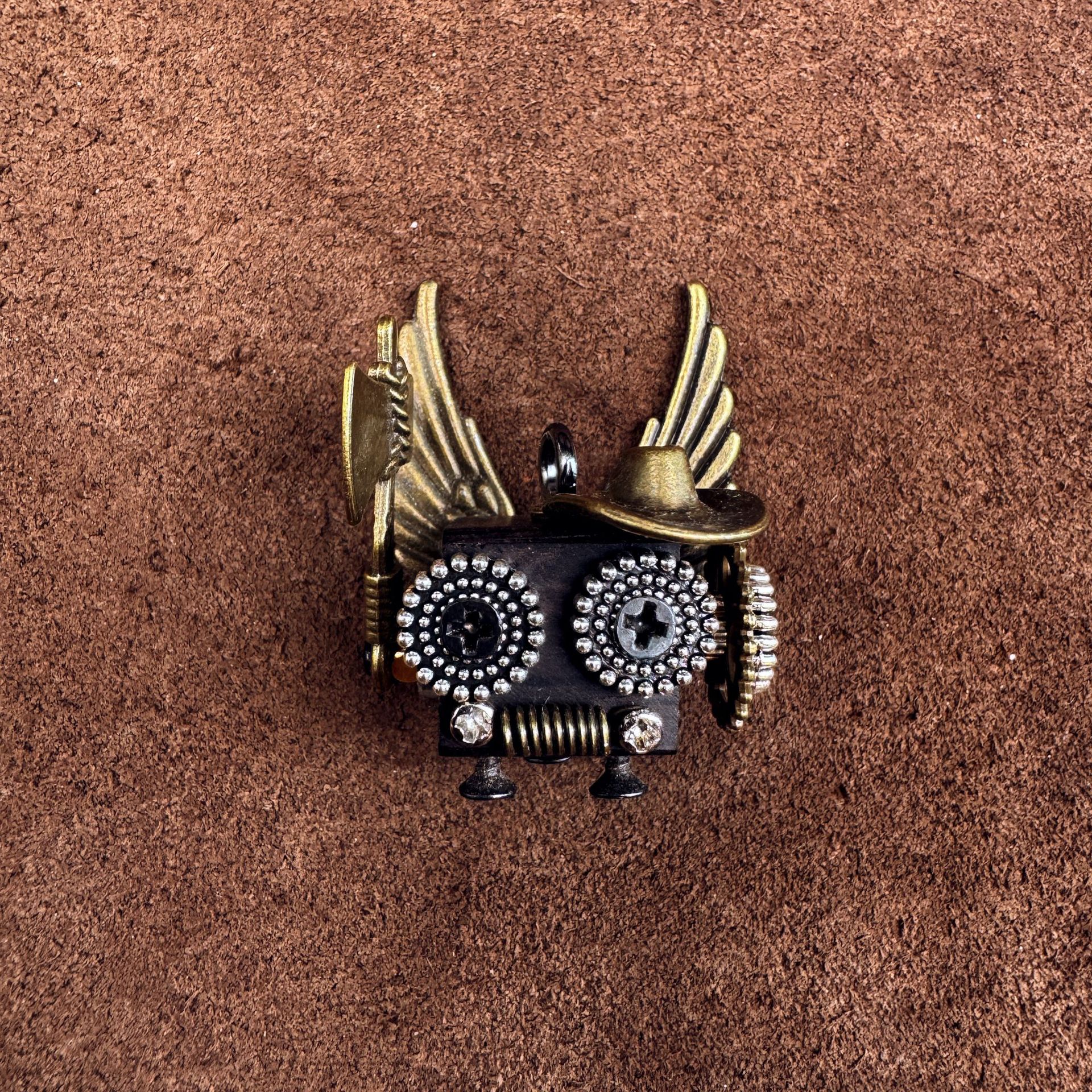 Punk Robot Wooden Pendant - Trendy Handmade Keychain & Phone Charm, Convertible Unisex Necklace for Collectors