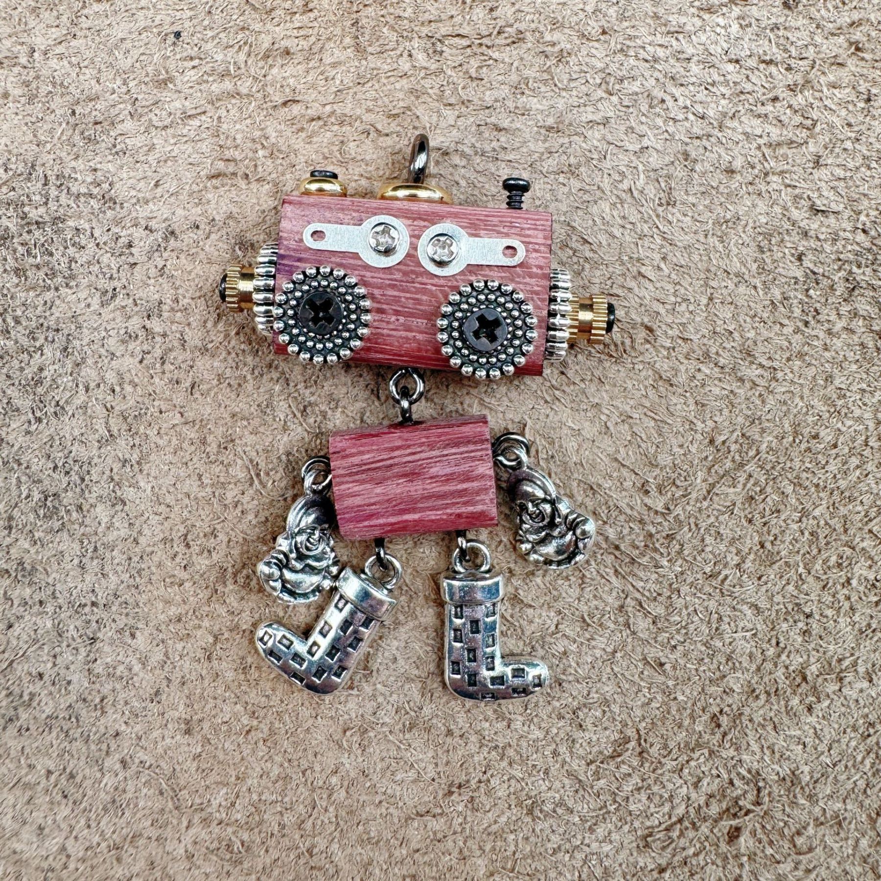 Handmade Punk Robot Wooden Pendant - Multi-Function Keychain, Phone Charm & Unisex Necklace | Stall Display Figurine