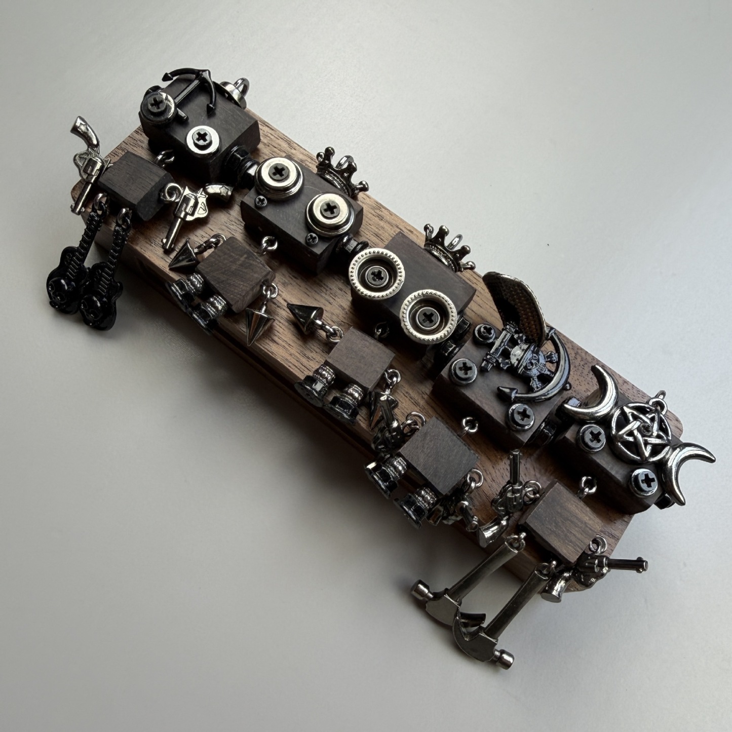 Dark Industrial Robot Pendant - Edgy Unisex Necklace Charm & Keychain, Handcrafted Streetwear Jewelry Art