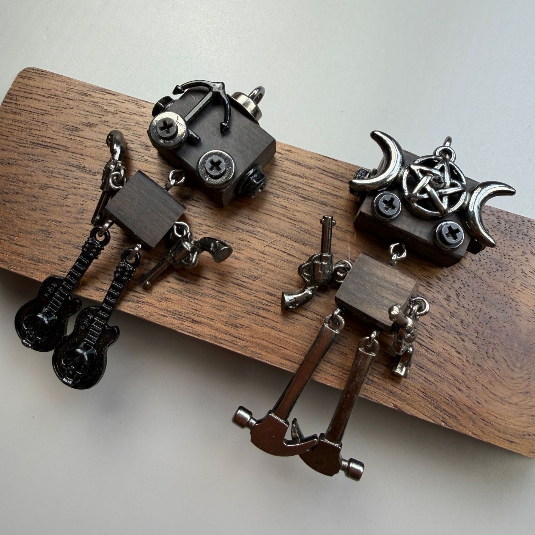 Dark Industrial Robot Pendant - Edgy Unisex Necklace Charm & Keychain, Handcrafted Streetwear Jewelry Art