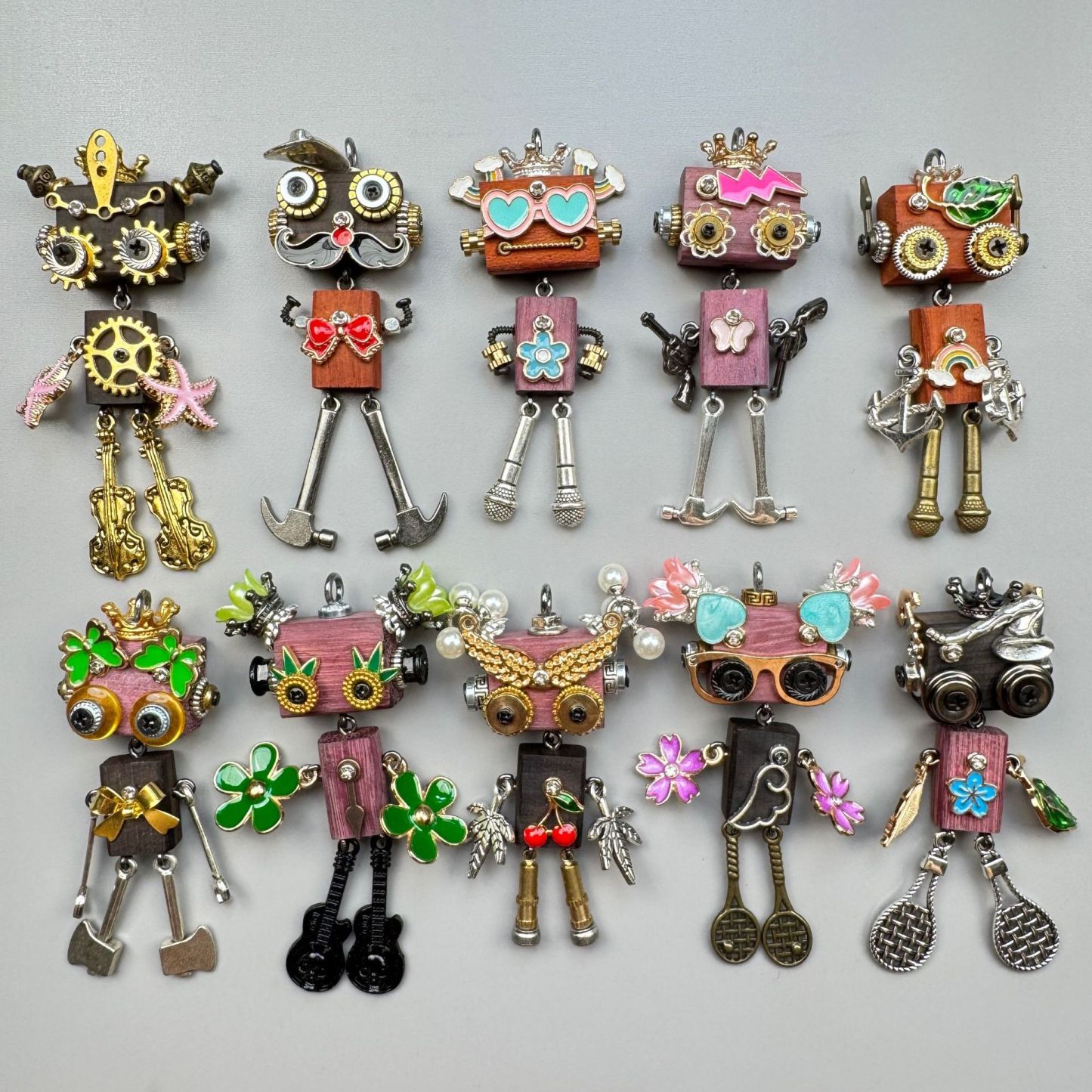  Wearable Art Toy: Steampunk Robot Pendant, Multi-Functional Wooden Charm for Jewelry & Tech Accessories