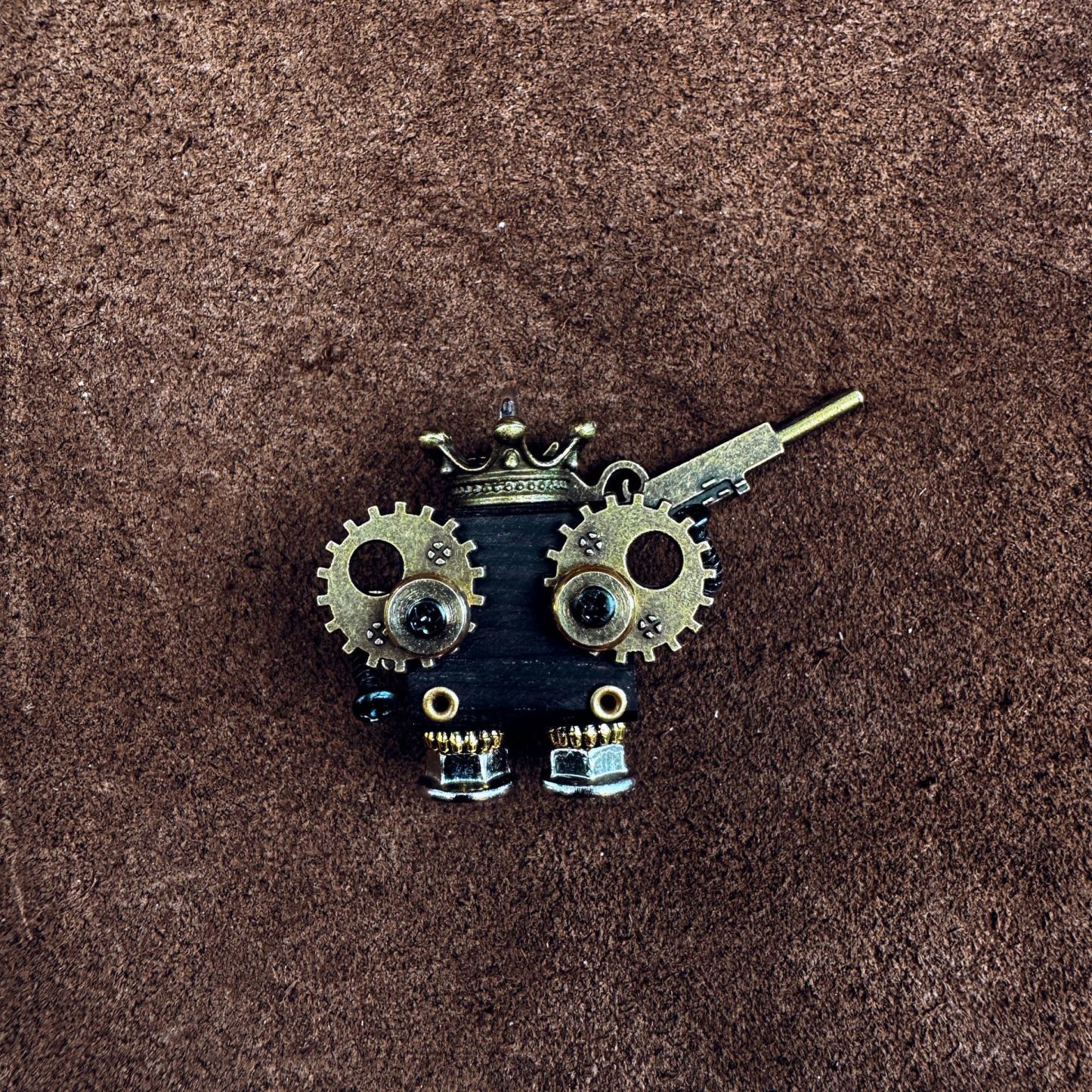 Punk Robot Wooden Pendant - Trendy Handmade Keychain & Phone Charm, Convertible Unisex Necklace for Collectors