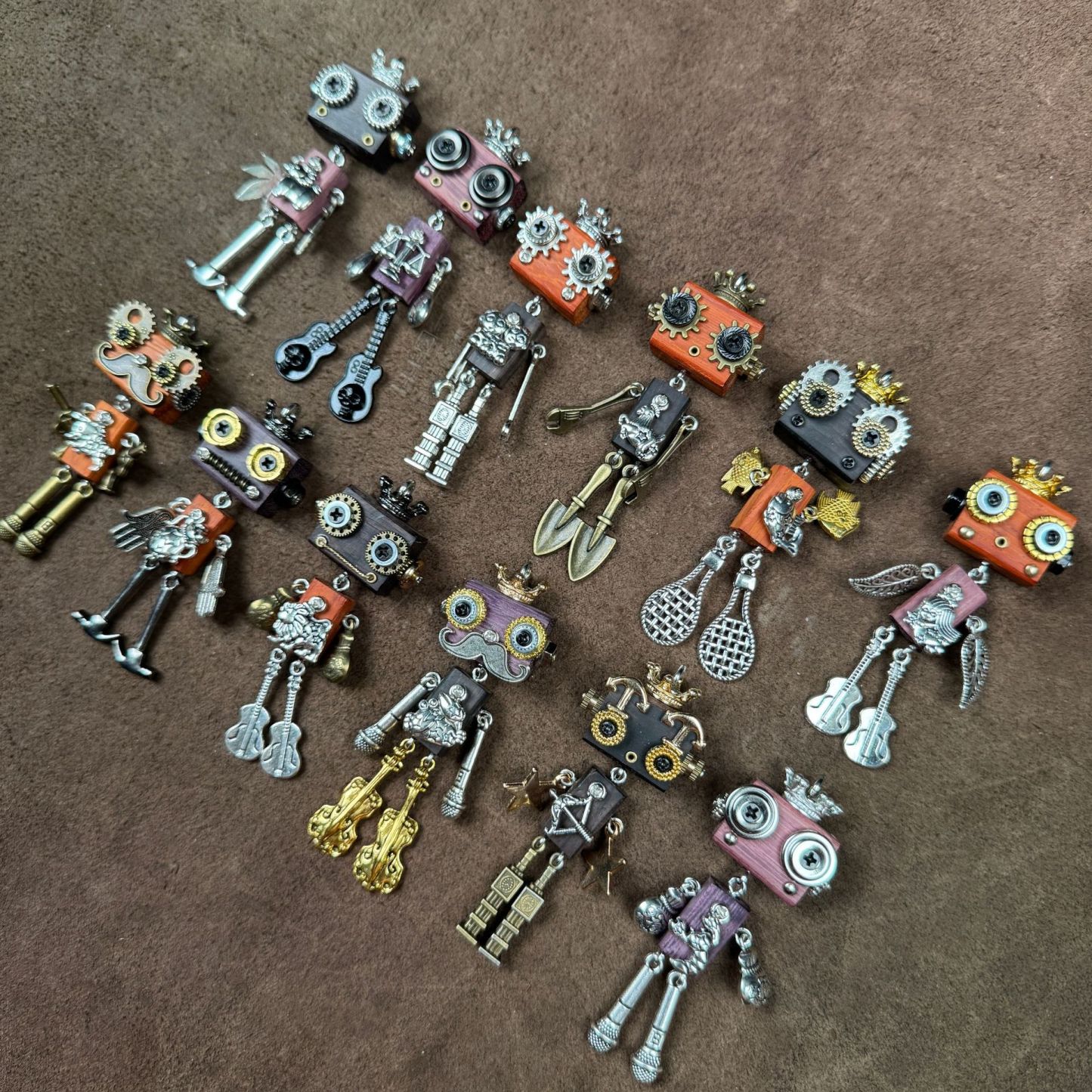 Steampunk Zodiac Guardians - Handcrafted 12 Constellation Robot Pendant, Wooden Keychain & Geek Gift