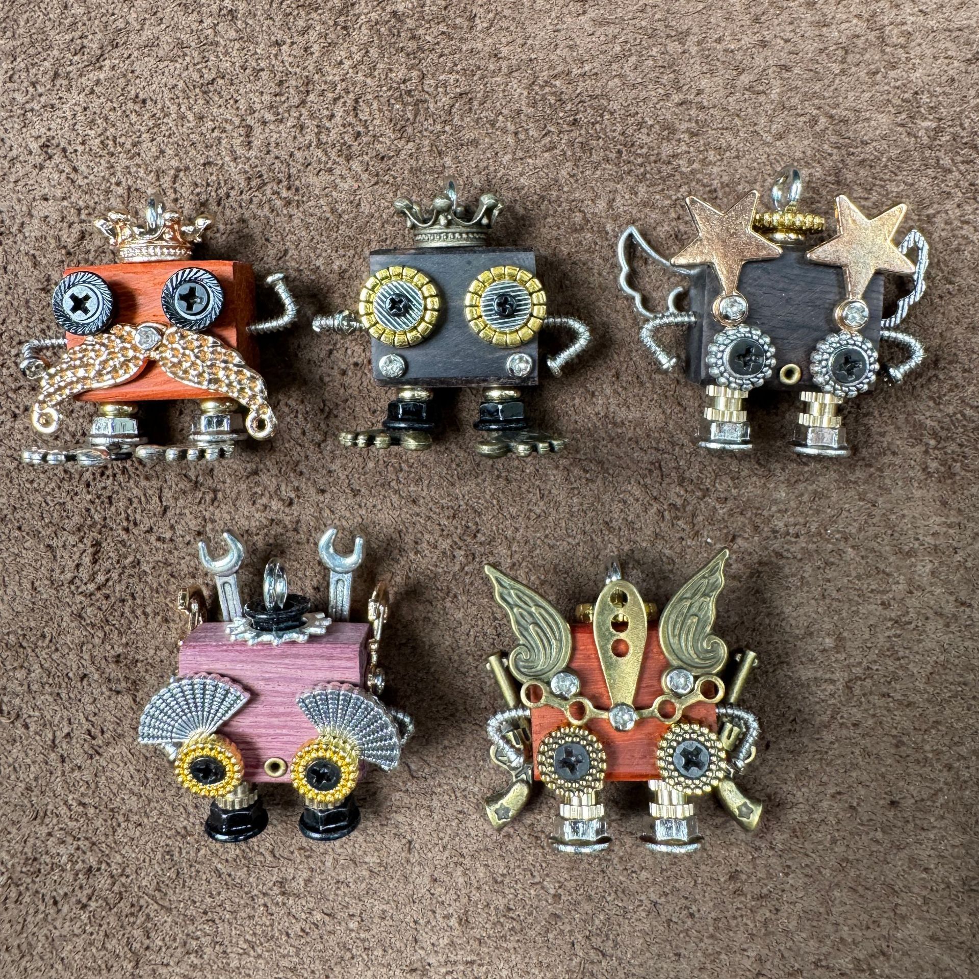 Indie Crafted Punk Robot Pendant - Boutique Design for Necklace & Keychain, Unique Unisex Streetwear Jewelry