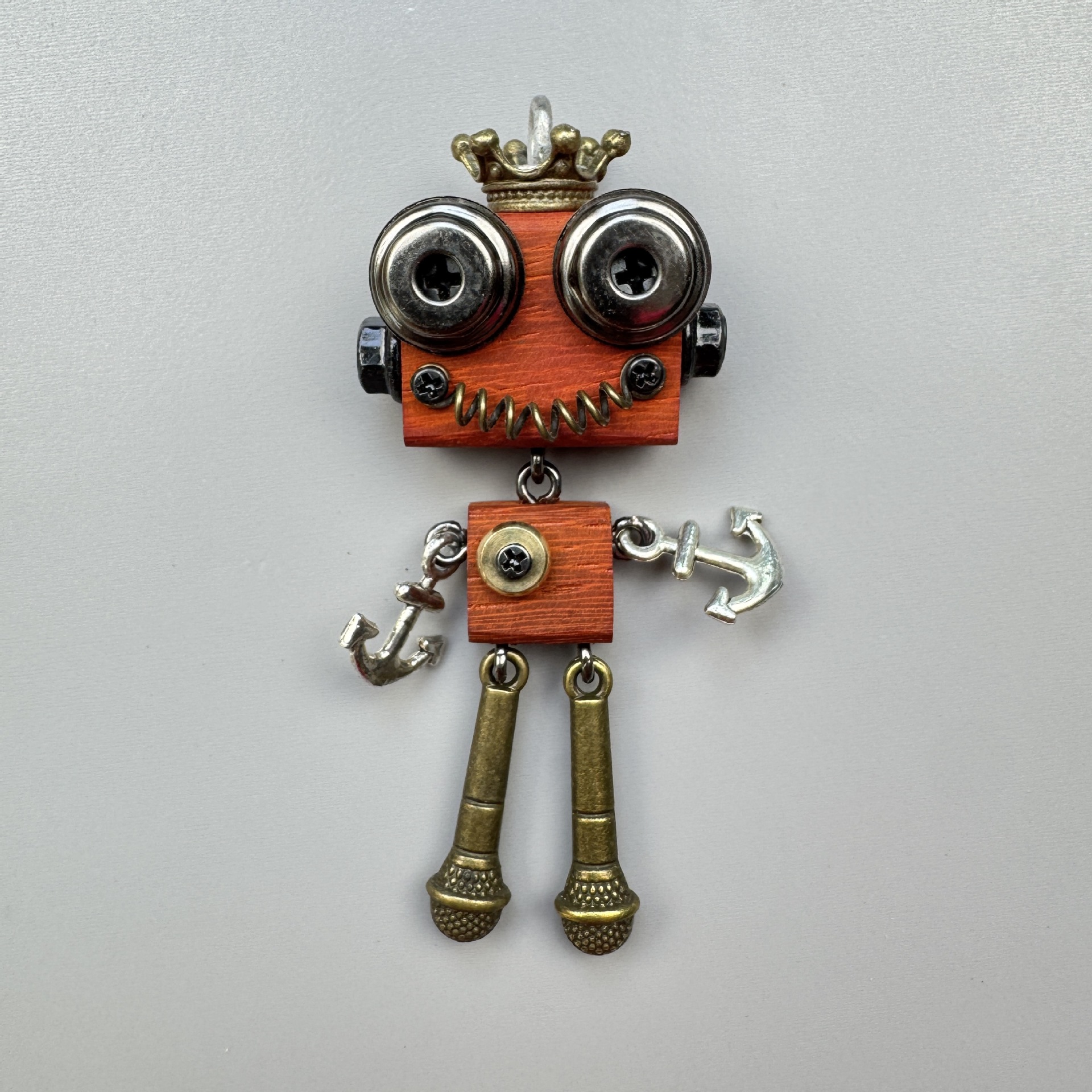 Original Punk Robot Keychain & Pendant - Handmade Wooden Necklace Charm, Detachable Phone Chain, Small Novelty Gift