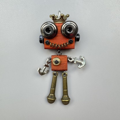 Original Punk Robot Keychain & Pendant - Handmade Wooden Necklace Charm, Detachable Phone Chain, Small Novelty Gift