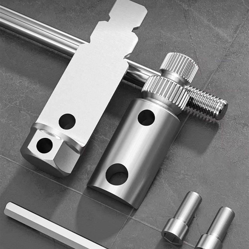 Adjustable Broken Screw Extractor - Ultimate DIY Tool for Stuck Faucet & Valve Removal (Universal Fit for 1/2" to 1" Pipes)