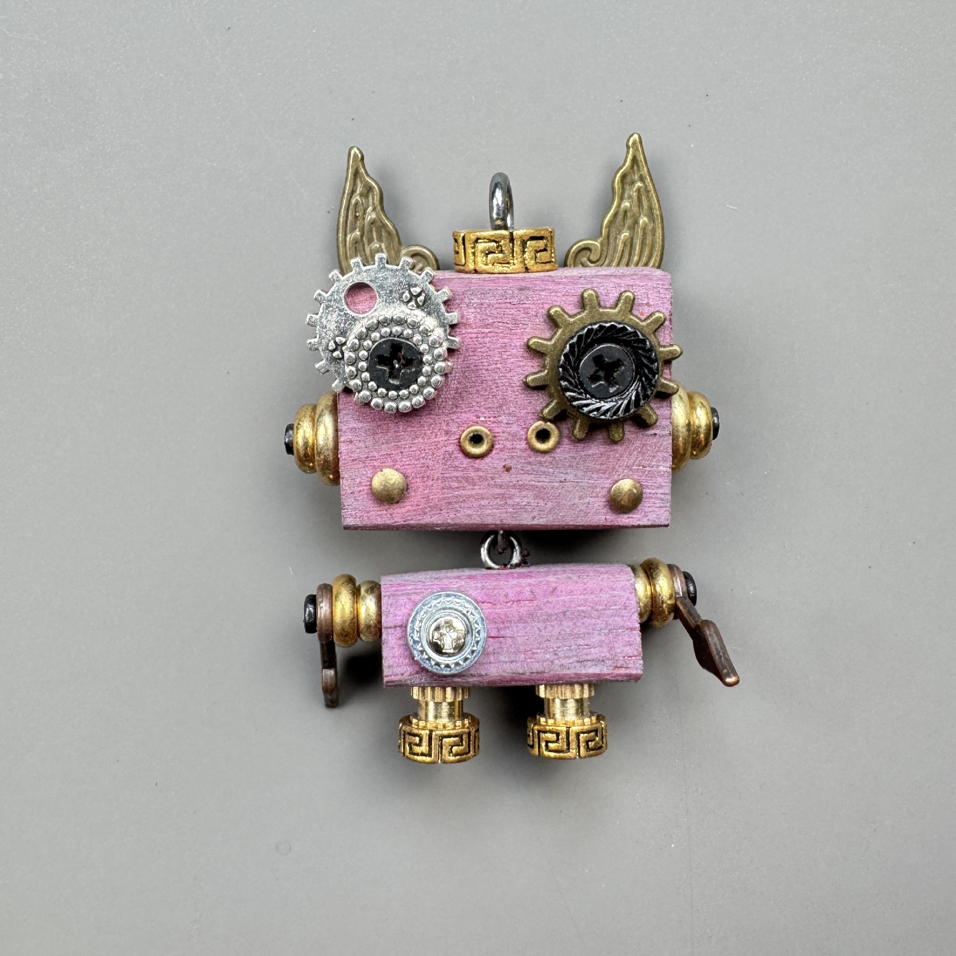 Wearable Steampunk Robot Art - Multi-Function Wooden Charm for Jewelry, Keys & Tech, Unique Geek Culture Accessory