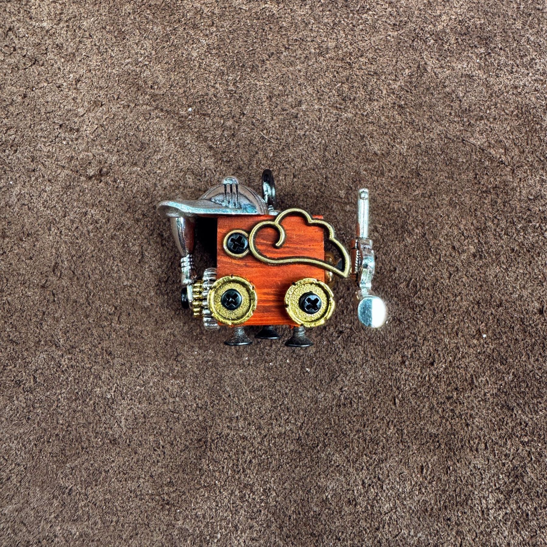 Punk Robot Wooden Pendant - Trendy Handmade Keychain & Phone Charm, Convertible Unisex Necklace for Collectors
