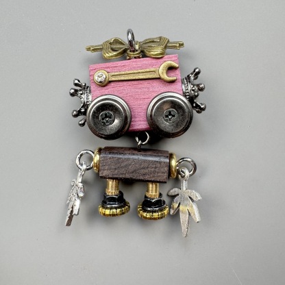 Wearable Steampunk Robot Art - Multi-Function Wooden Charm for Jewelry, Keys & Tech, Unique Geek Culture Accessory