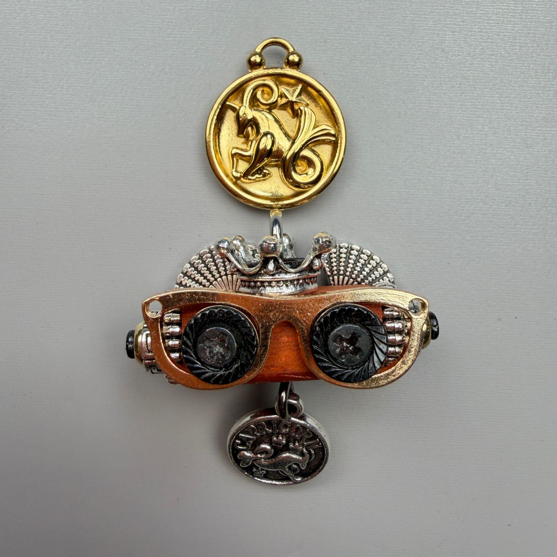Zodiac Steampunk Robot Pendant - 12 Signs Handmade Wooden Charm for Necklace & Keychain, Unique Astrology Accessory