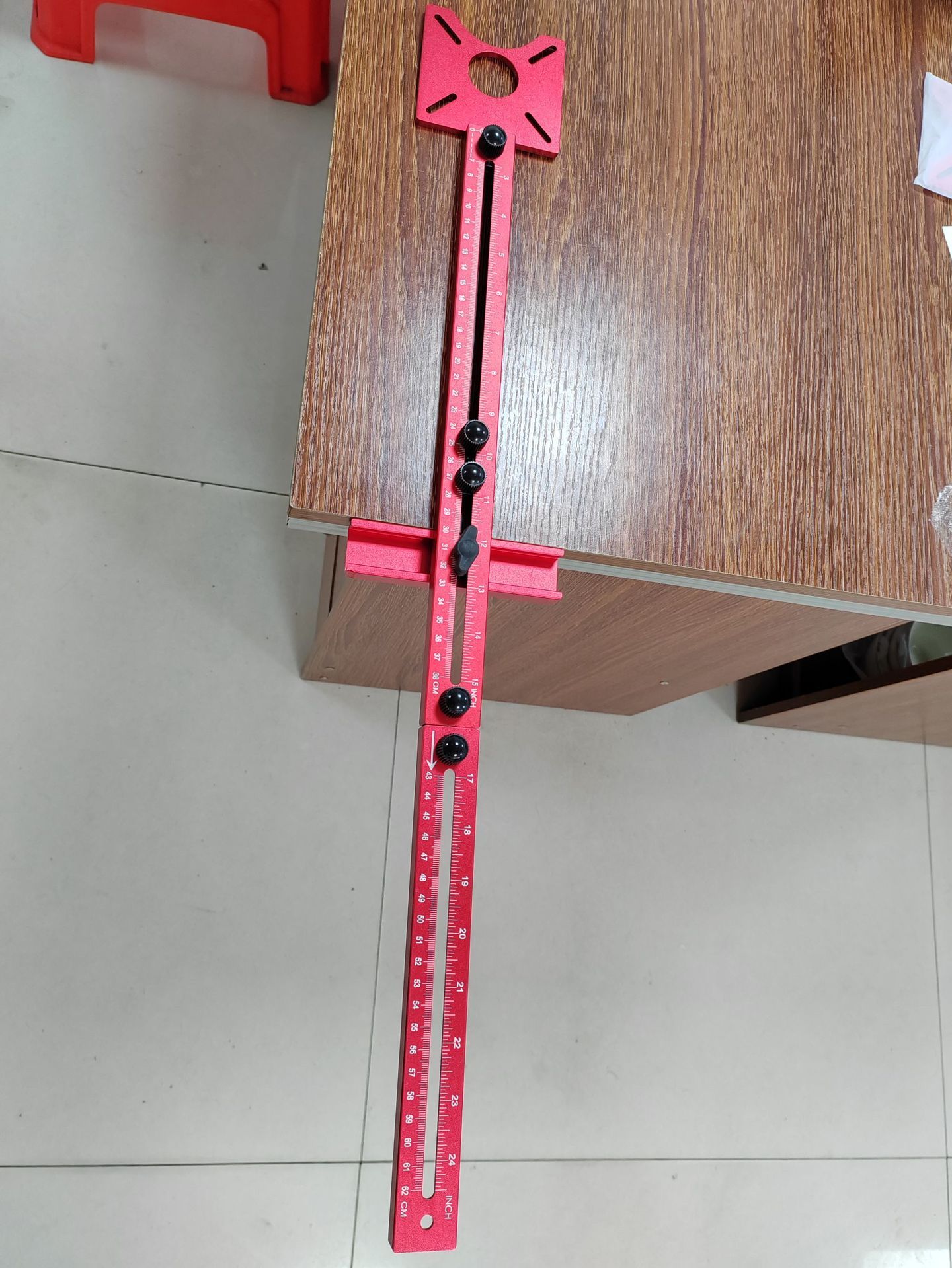 3-in-1 Router Jig: Circle Cutter, Straight Edge Guide, and Stable Base