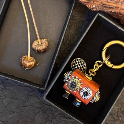 Handmade Cyberpunk Gothic Angel Keychain - Ominous Eye Steampunk Pendant for Bag, Car, Necklace