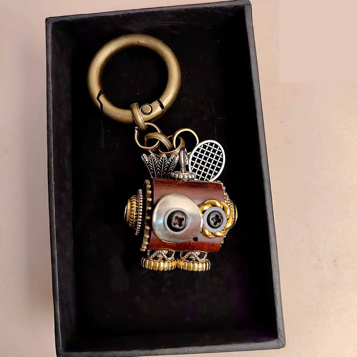 Handmade Cyberpunk Gothic Angel Keychain - Ominous Eye Steampunk Pendant for Bag, Car, Necklace