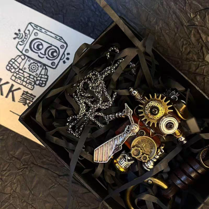 Handmade Cyberpunk Gothic Angel Keychain - Ominous Eye Steampunk Pendant for Bag, Car, Necklace