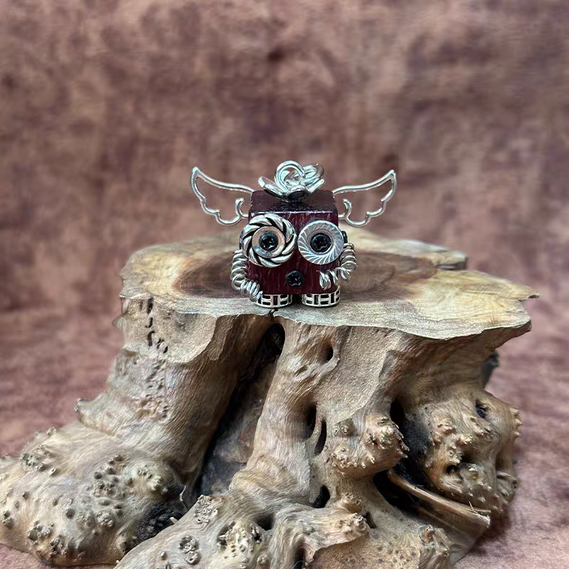 Handmade Steampunk Robot Wood Keychain - Punk Style Mini Robot Pendant, DIY Wooden Necklace & Creative Gift for Men