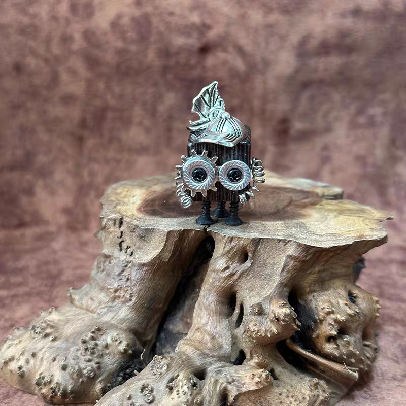 Handmade Steampunk Robot Wood Keychain - Punk Style Mini Robot Pendant, DIY Wooden Necklace & Creative Gift for Men