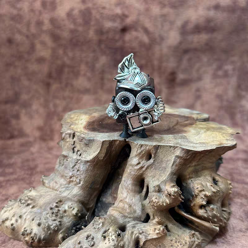 Handmade Steampunk Robot Wood Keychain - Punk Style Mini Robot Pendant, DIY Wooden Necklace & Creative Gift for Men