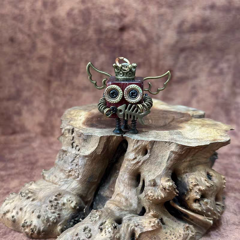 Handmade Steampunk Robot Wood Keychain - Punk Style Mini Robot Pendant, DIY Wooden Necklace & Creative Gift for Men