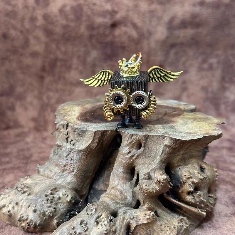 Handmade Steampunk Robot Wood Keychain - Punk Style Mini Robot Pendant, DIY Wooden Necklace & Creative Gift for Men