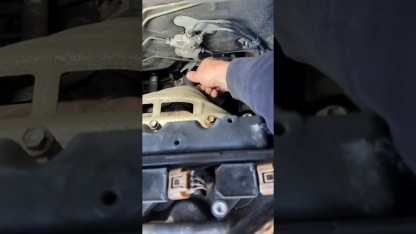 Professional Grade Oxygen Sensor Removal Socket Wrench Set - 22mm CR-V Chrome Vanadium Steel, Heat Treated, Anti-Slip - 7pc/10pc Automotive Tool Kit