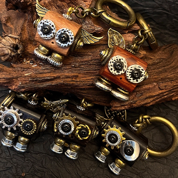 Handmade Cyberpunk Gothic Angel Keychain - Ominous Eye Steampunk Pendant for Bag, Car, Necklace