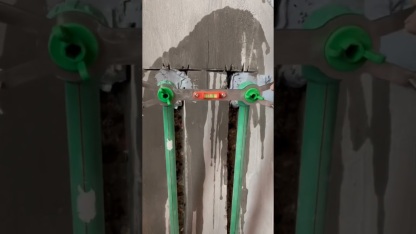 2mm Stainless Steel Shower Mixer Valve Installer – Adjustable Cold & Hot Water Pipe Leveling Tool with Precision Scale