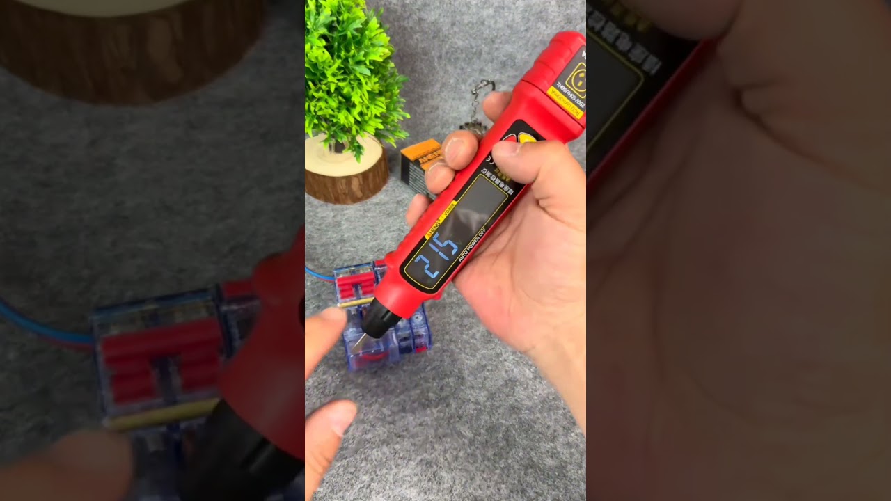 Smart Socket Circuit Analyzer - Multifunctional Electrical Tester with Voltage Detection, NCV, Continuity Check, Live/Neutral Wire Identification & RCD Test, 10A-16A Universal