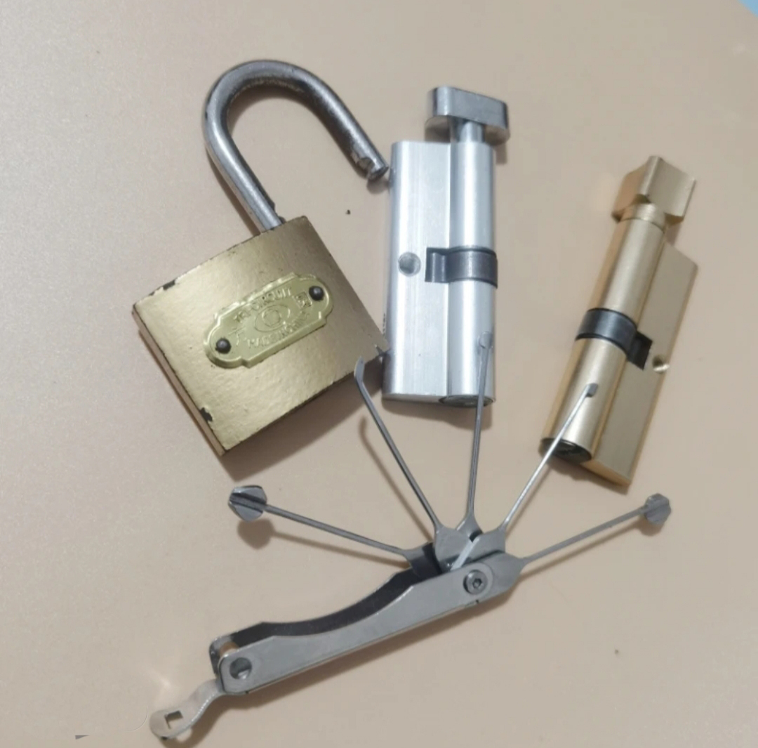 5-Piece Repair Kit for Locks and Parking Locks