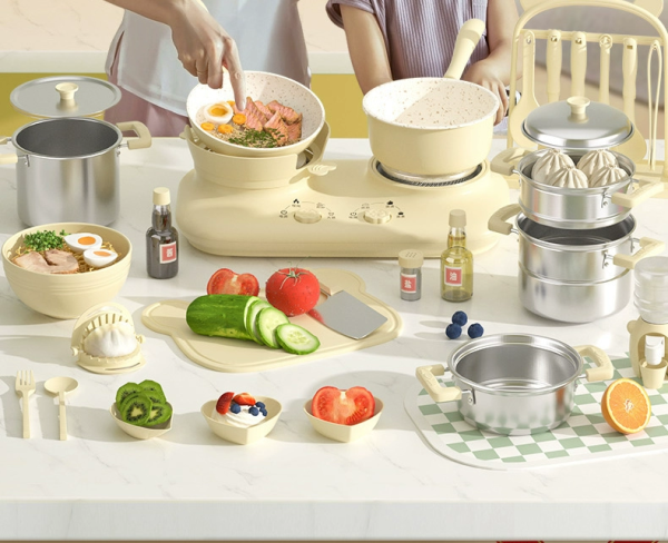 Mini kitchen, complete set, can actually cook meals.