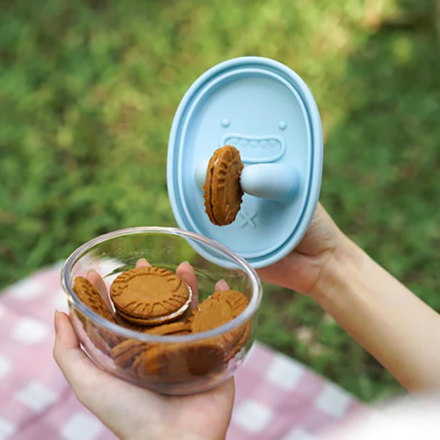 Cookie and snack storage box