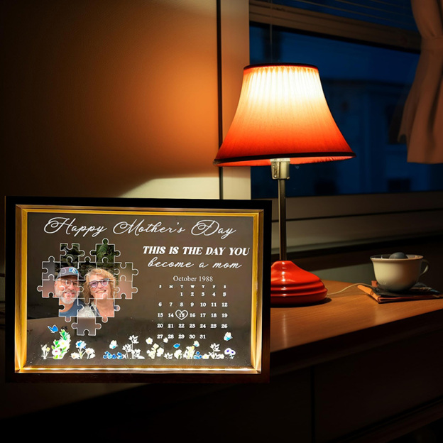 Customizable couple photo puzzle frame